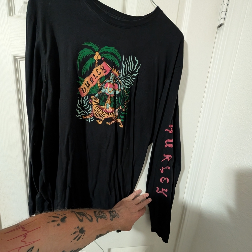 Men's XL long sleeve shirt